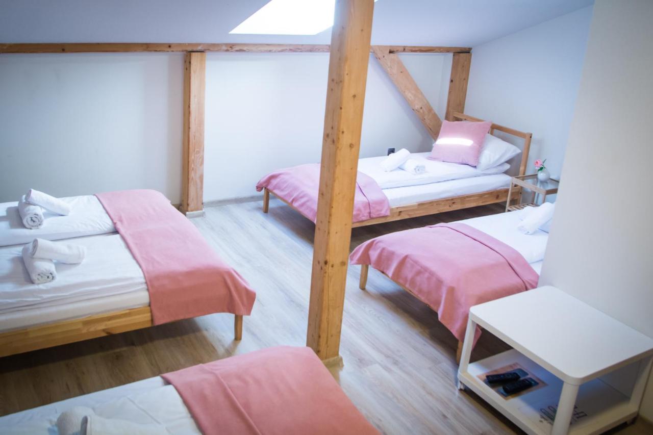 Harmony Hostel Zator Kültér fotó